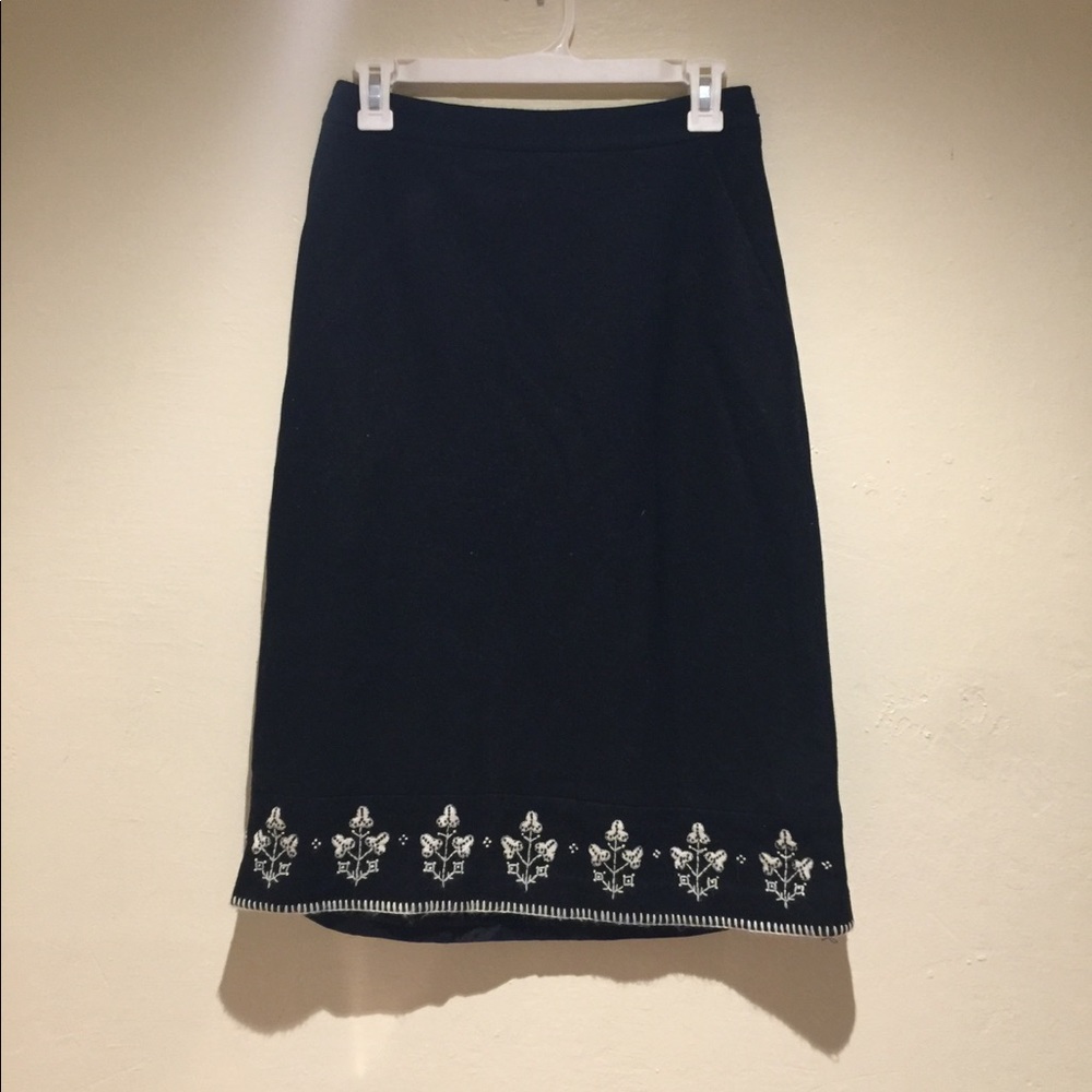 Ann Taylor black wool skirt. Size 4